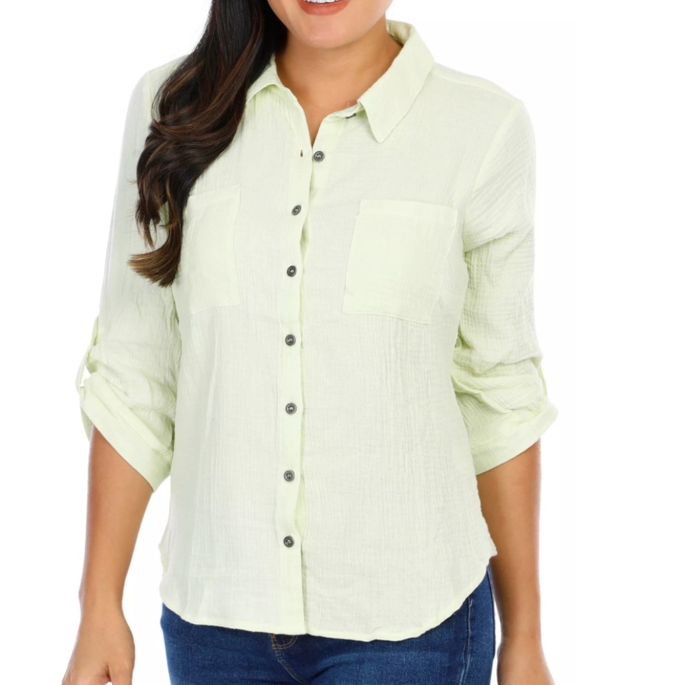 NWT Women’s Size L Button Down Top